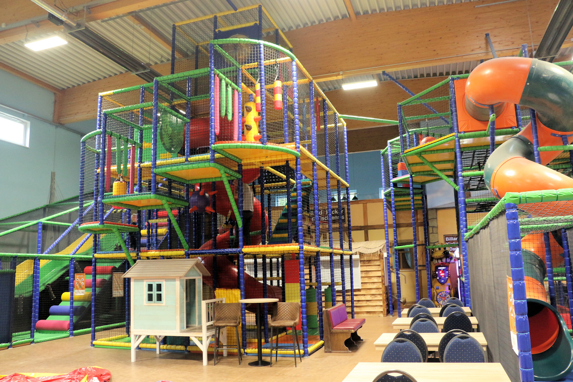 bg-waldseearena01